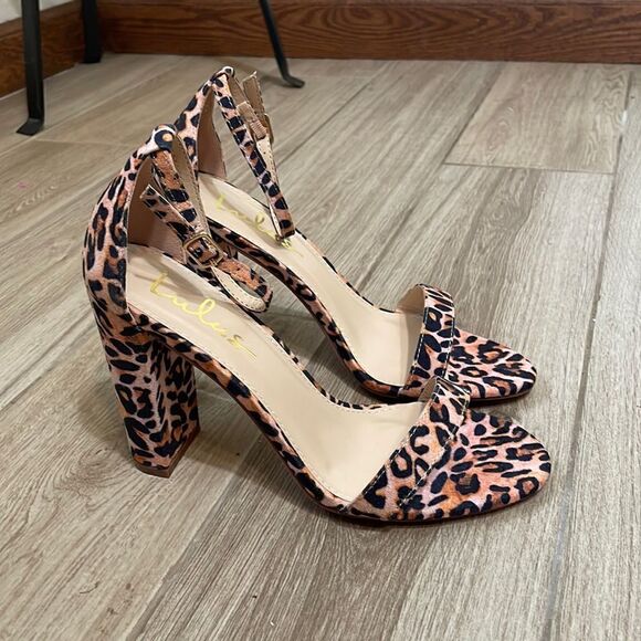 Lulus Shoes - LULU’S animal print heels